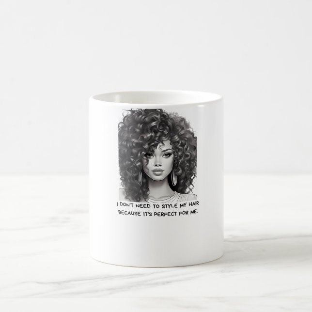 Curly Brunette Beauty Kaffemugg (Center)