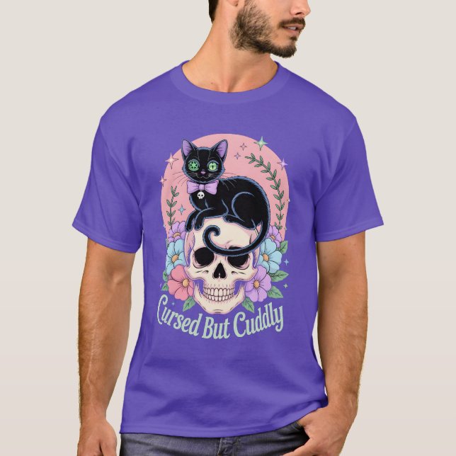 Cursed But Cuddly Kat Print T Shirt (Framsida)