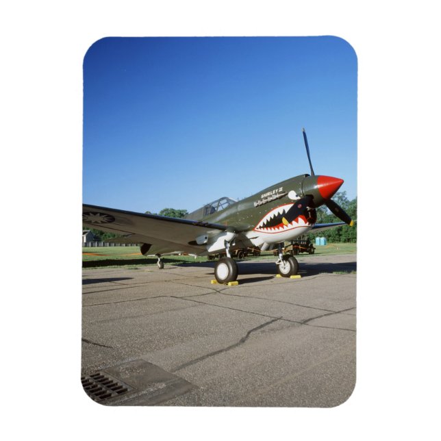 Curtiss P-40 Warhawk, på Minnesota CAF Air Show Magnet (Vertikal)