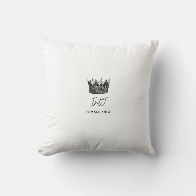 cushion Intj Female king Intj Kudde (Framsida)