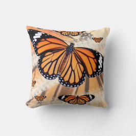 Cushion med Monarch-fjäril-design Kudde