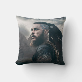 Cushion Ragnar Lothbrok Kudde