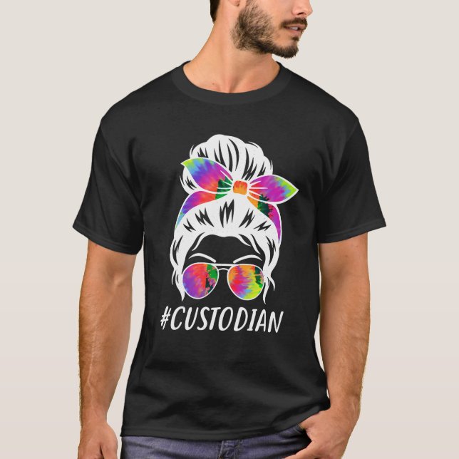 Custodian Squad Tie Dye Messy Bun Girl School Clea T Shirt (Framsida)