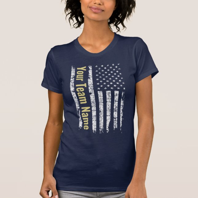 Custom American Flag Team Name Sports Mom  T Shirt (Framsida)