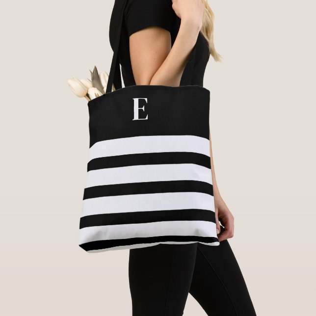 Custom Black & White Monogram  Tygkasse (Närbild)