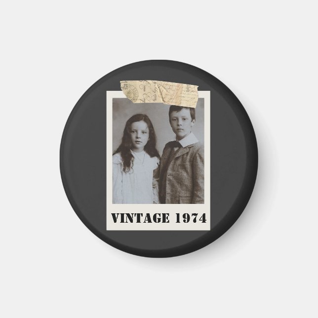 Custom Childhood Photo & Year Vintage Personalized Magnet (Framsidan)