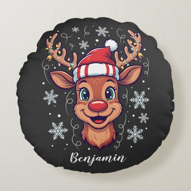 Custom Christmas Cheer Cute Reindeer in Hat  Rund Kudde (Framsidan)