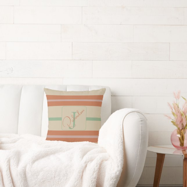 Custom Coral Sage Stripe Monogram Boho Pastel Chi Kudde (Soffa)