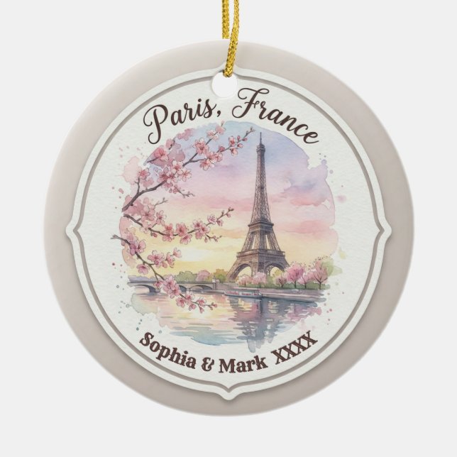 Custom Couple's Paris & Cherry Blossom Keepsake Julgransprydnad Keramik (Framsidan)