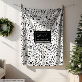 Custom Decorative Blanket Black White Wildflowers Fleecefilt