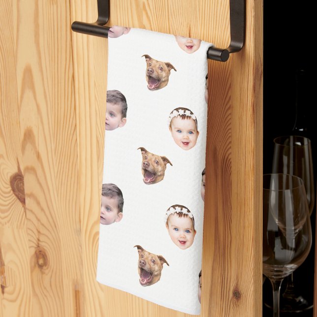 Custom Face, Unique Family Gift 3 Photos Face Kökshandduk (Skapare uppladdad)