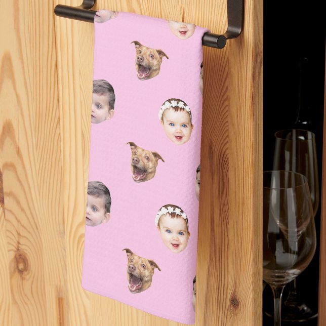 Custom Face, Unique Family Gift 3 Photos Face Pink Kökshandduk (Skapare uppladdad)