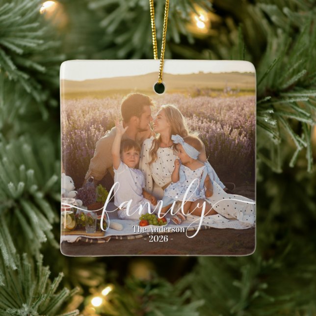 Custom Family Photo - Personalized Last Name  Julgransprydnad Keramik (Träd)