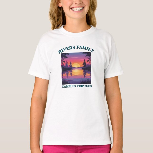 Custom Family Reunion Camping By The Lake T-Shirt (Framsida)