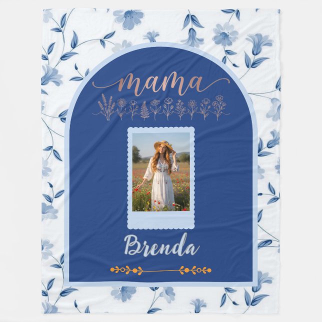 Custom Floral Photo Blanket - "MAMA" Birth Flower  Fleecefilt (Framsidan)