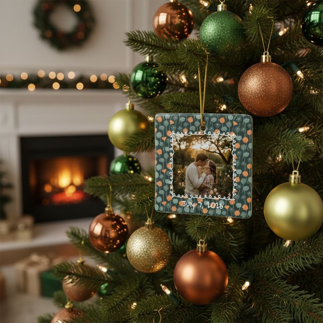 Custom Floral Photo Engagement  Julgransprydnad Keramik (Skapare uppladdad)