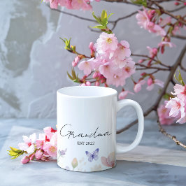 Custom Grandma Est. Year -  Flower and Butterfly  Kaffemugg