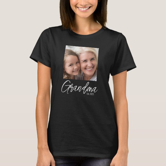 Custom Grandma Established Photo T Shirt (Framsida)