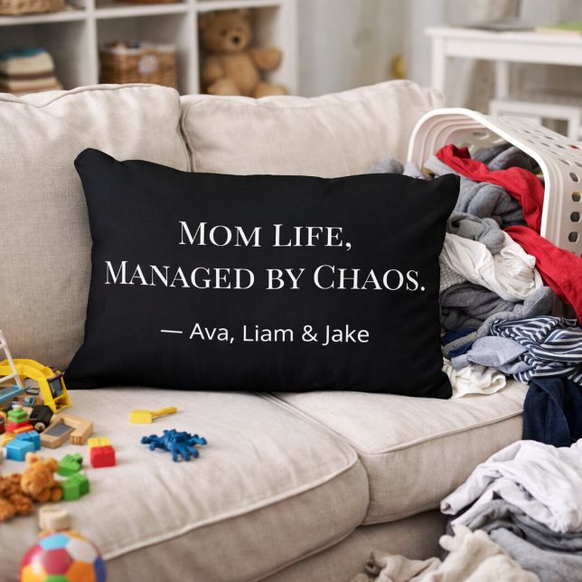 Custom Mom Chaos Funny Black & White Throw Pillow Prydnadskudde (Skapare uppladdad)