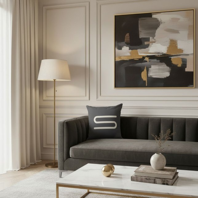  Custom monogram name black and white typography Kudde (Skapare uppladdad)