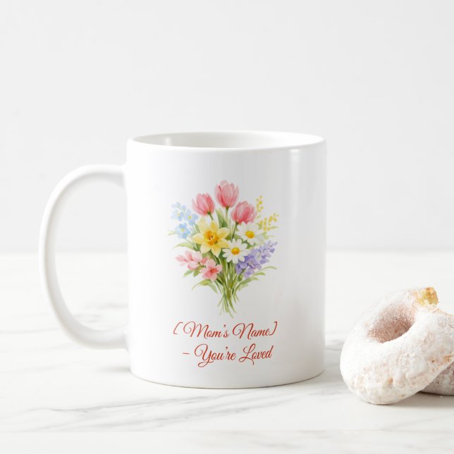 Custom Mother’s Day Bouquet of Flowers Mug Kaffemugg (Med munk)