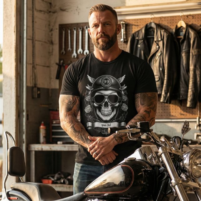 Custom Name Biker Skull Retro Motorcycle T-Shirt (Skapare uppladdad)