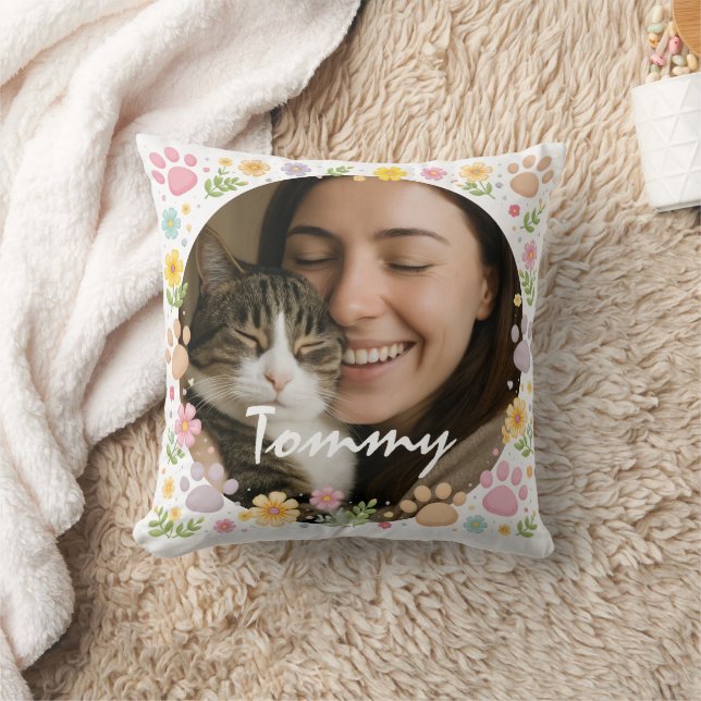 Custom Pet Photo with Name | Paw Prints & Floral Kudde (Filt)