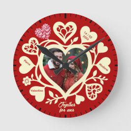 Custom Red Cream Photo Heart Clock Rund Klocka