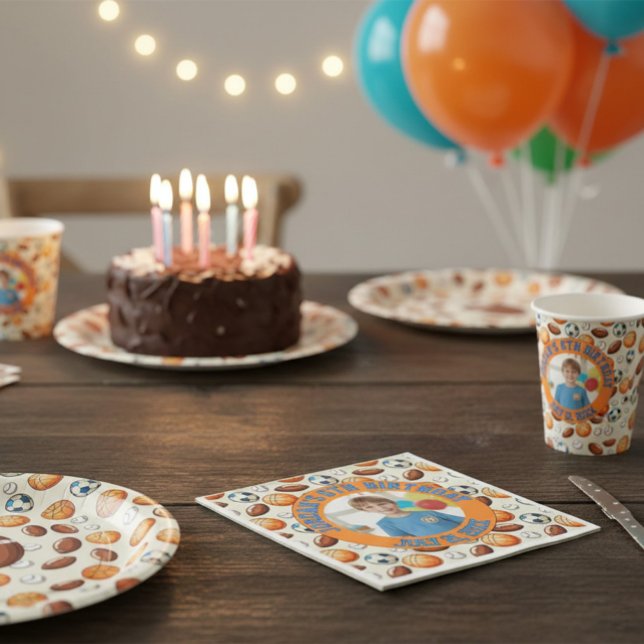 Custom Sports Balls Birthday Napkins with Photo Pappersservett (Skapare uppladdad)