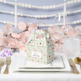 Custom Strawberry Gingham Birthday Presentaskar
