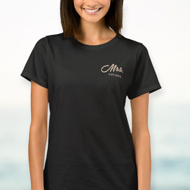 Custom  t-shirt Mrs., Future Mrs. (Skapare uppladdad)