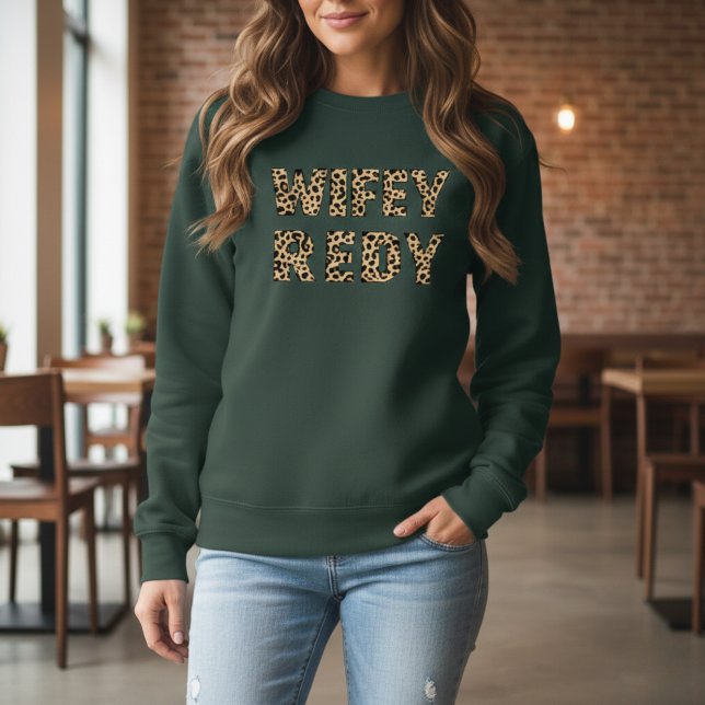 Customized Wifey T-Shirt (Skapare uppladdad)