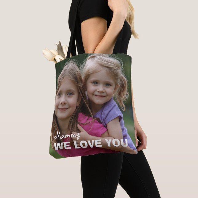 Customized with 2 and text tygkasse (Närbild)