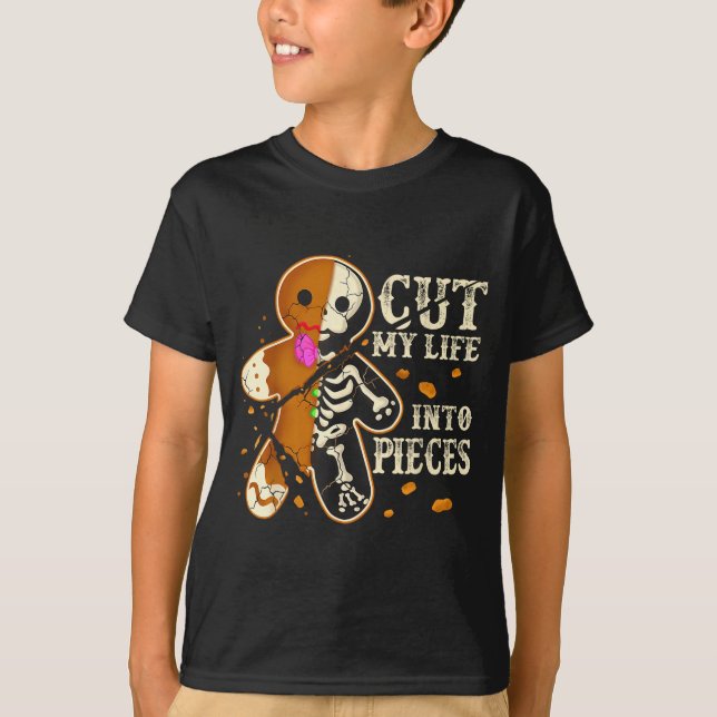 Cut My Life Into Eces Funny Gingerbread Christmas  T Shirt (Framsida)