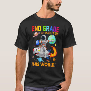 Cute 2nd Klass är ur denna världsastronaut tillbak T Shirt