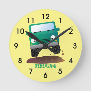 Cute 4X4 tecknad utanför fordon Rund Klocka