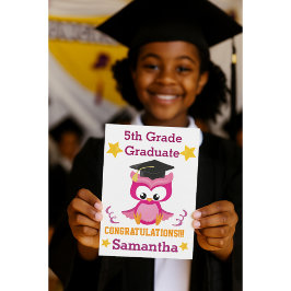 Cute 5:e Klass Studenten Rosa Uggla Gratulerara Kort