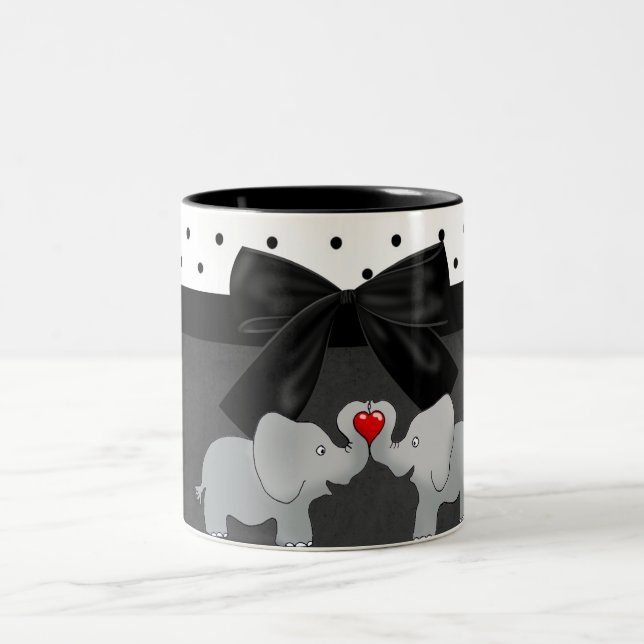 Cute Adsible Elephants,Polka dots,Black Bow Två-Tonad Mugg (Center)