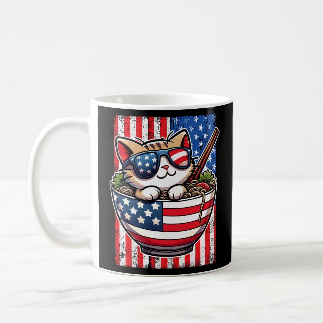 Cute America Cat Eating Ramen Kaffemugg (Vänster)