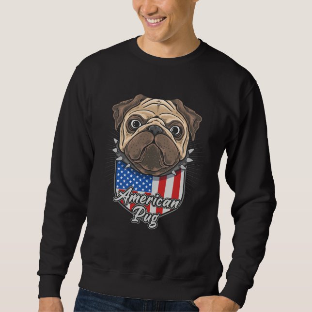 Cute American Pug with USA Flag Shield Background  Lång Ärmad Tröja (Framsida)