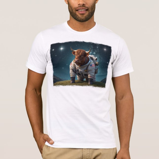 Cute Angus Bull i en Spacesuit T Shirt (Framsida)