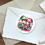 Cute Anime Elves jul Runt Klistermärke<br><div class="desc">Djuren i Santa Hats som håller leksak åt julklistermärken med ett vattenfärgat utseende.</div>