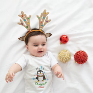 Cute Anpassningsbar Baby: Första julen Baby Pengui T Shirt