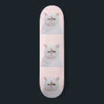 Cute Arg Fluffy Rosa Vita Kattunge Porträtt Mini Skateboard Bräda 18,5 Cm<br><div class="desc">Den här söta och fega utformningen är perfekt för kattunge älskare. Den har en handmålad vit fluffy Himalayan-kattunge med ljusblå ögon ovanpå en enkel rosa-bakgrund. Det är en modern, skicklig, skicklig och trendig djurdesign. ***VIKTIG DESIGN-ANMÄRKNING: Om du vill ha en begäran från anpassad design, t.ex. matchande produktbegäranden, färg-ändringar, placeringsändringar eller...</div>