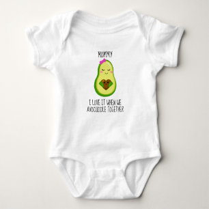 Cute Avocado i Kärlek när vi undviker Mamma T Shirt