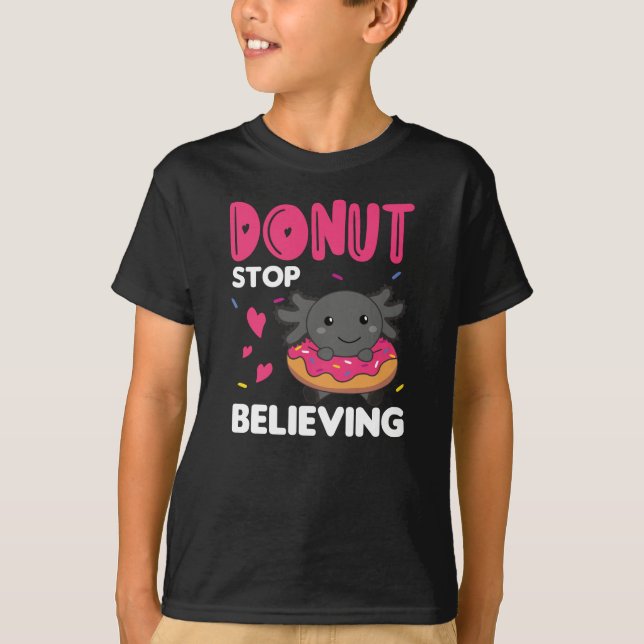 Cute Axolotl Funny Animals in Donut Rosa T Shirt (Framsida)