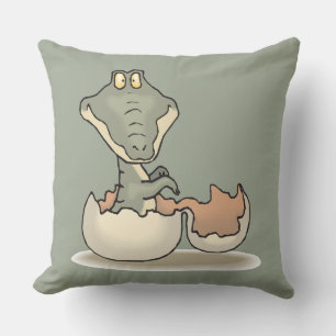 Cute Baby Alligator Tecknad Hating från Eggshell Kudde