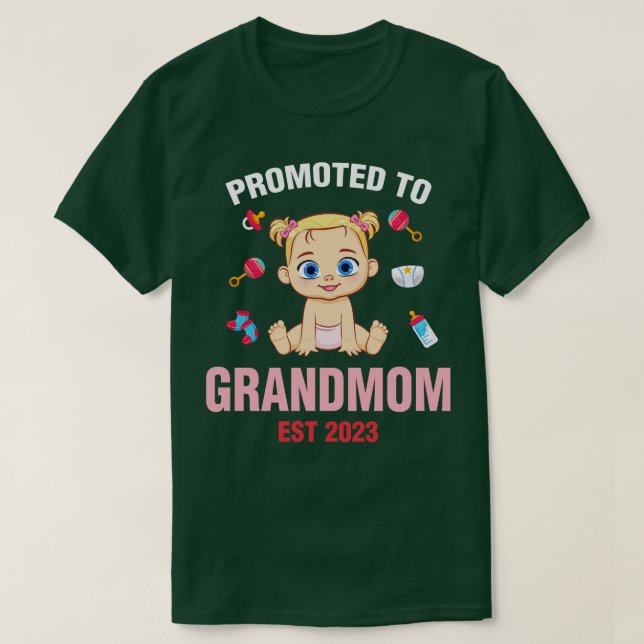 Cute Baby befordrades till mormor 2023 födelsedag T Shirt (Design framsida)