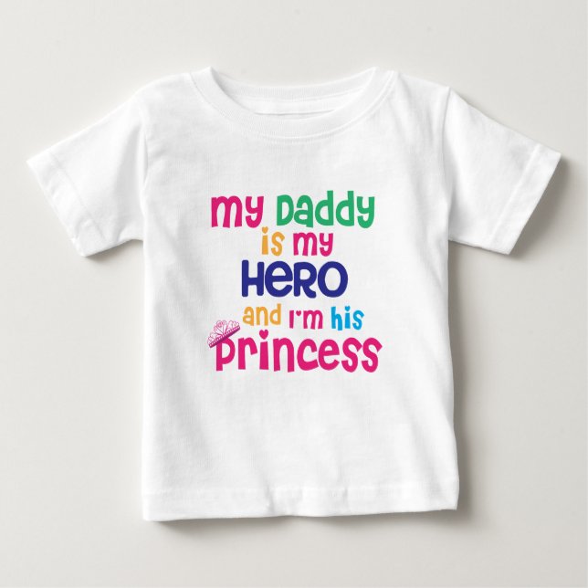 Cute baby citerar Hero pappa och prinsessans dotte Tee (Framsida)