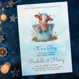 Cute Baby Cow i Bucket Blue Baby Shower en pojke Inbjudningar